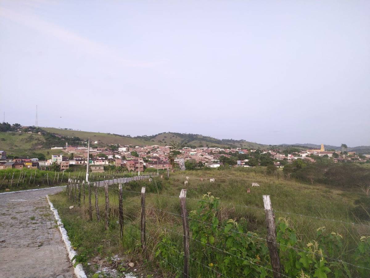 Refazendo os caminhos das memórias: O finado na cidade de Correntes 